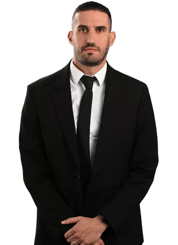 עומרי ברזילי ללא רקע