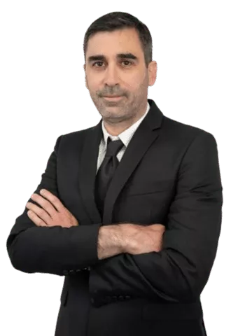 יעקב קורטלר בלי רקע